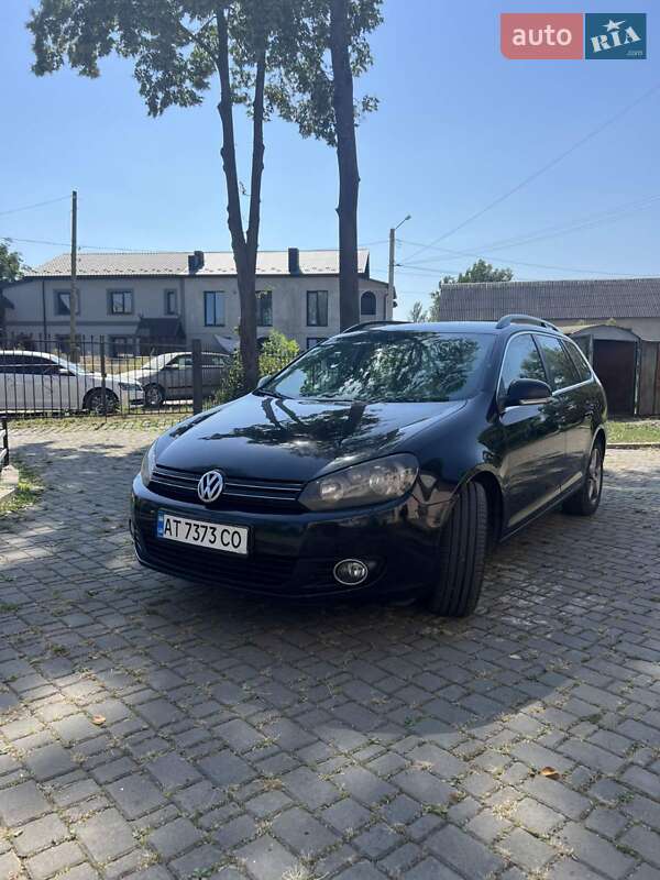 Універсал Volkswagen Golf 2011 в Івано-Франківську