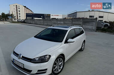 Универсал Volkswagen Golf 2015 в Ивано-Франковске