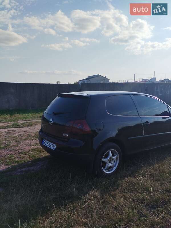 Хэтчбек Volkswagen Golf 2004 в Радехове фото 17 Хэтчбек Volkswagen Golf 2004 в Радехове