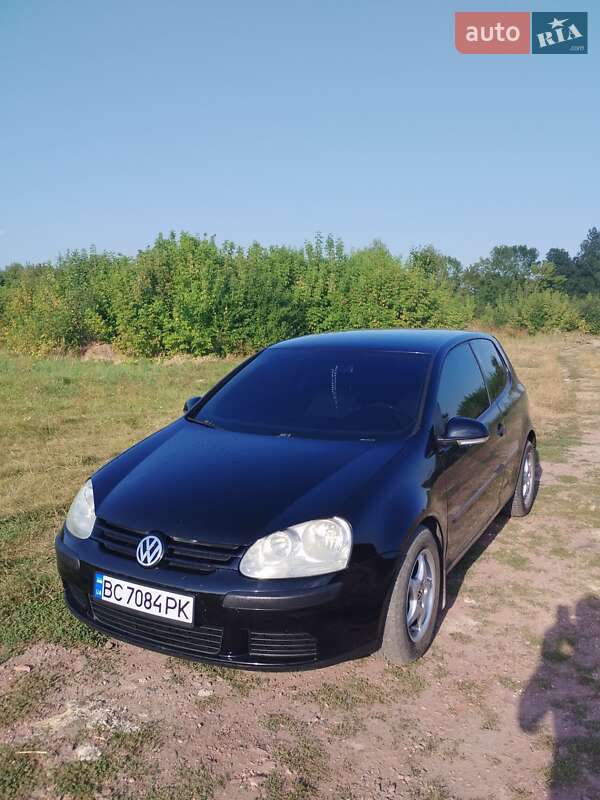 Хэтчбек Volkswagen Golf 2004 в Радехове фото 21 Хэтчбек Volkswagen Golf 2004 в Радехове