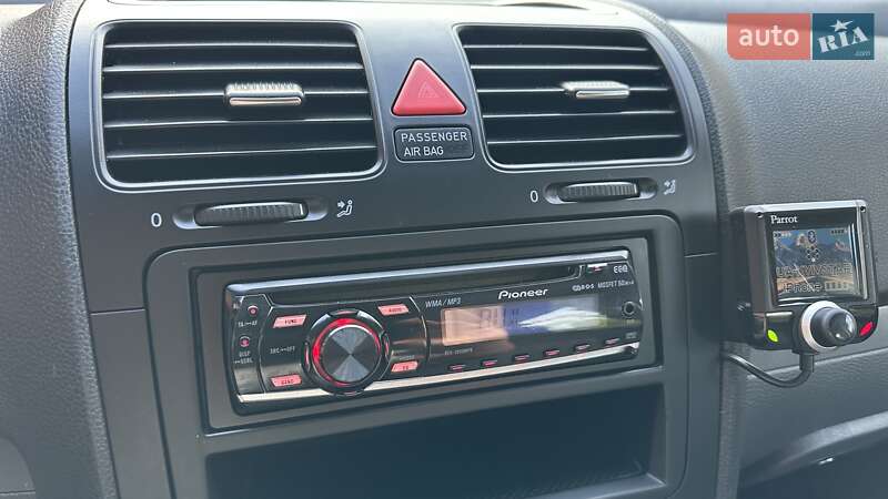 Універсал Volkswagen Golf 2009 в Бершаді