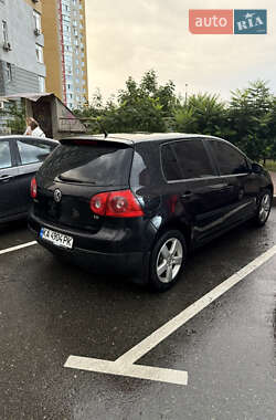 Хетчбек Volkswagen Golf 2008 в Києві