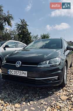 Універсал Volkswagen Golf 2018 в Самборі