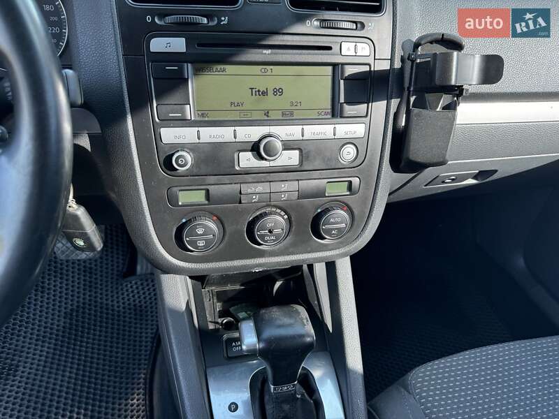 Универсал Volkswagen Golf 2008 в Ровно фото 2 Универсал Volkswagen Golf 2008 в Ровно