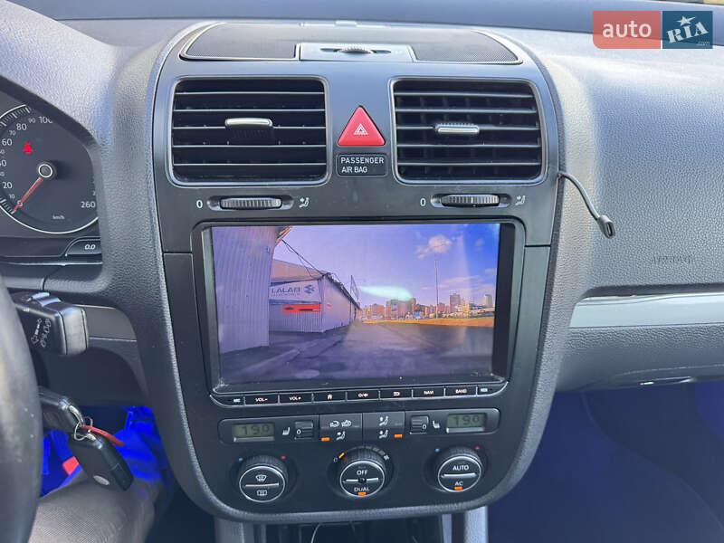 Універсал Volkswagen Golf 2008 в Києві