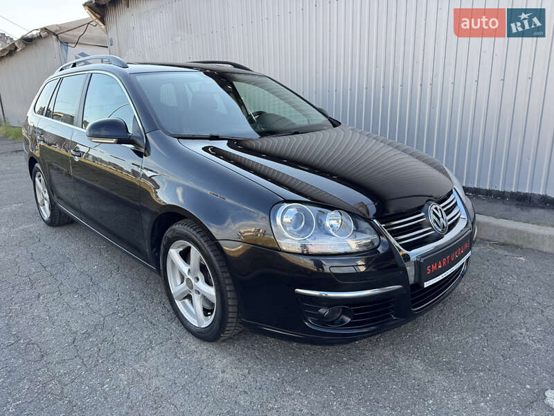 Універсал Volkswagen Golf 2008 в Києві