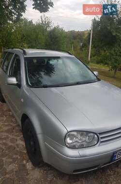 Універсал Volkswagen Golf 2005 в Рівному