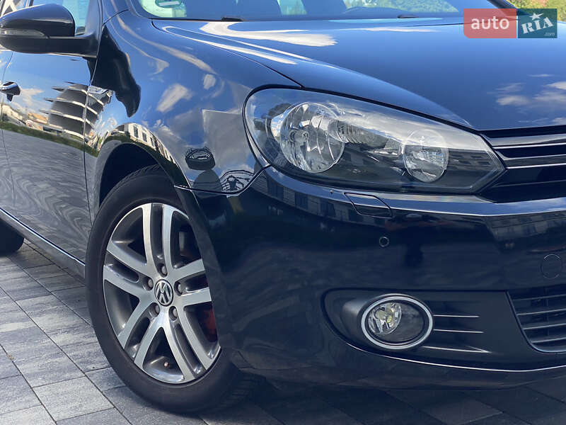 Хэтчбек Volkswagen Golf 2009 в Мукачево