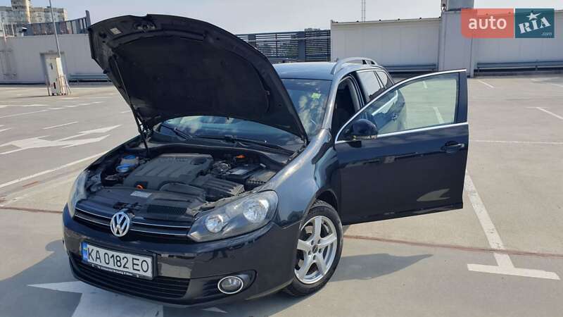 Универсал Volkswagen Golf 2011 в Киеве
