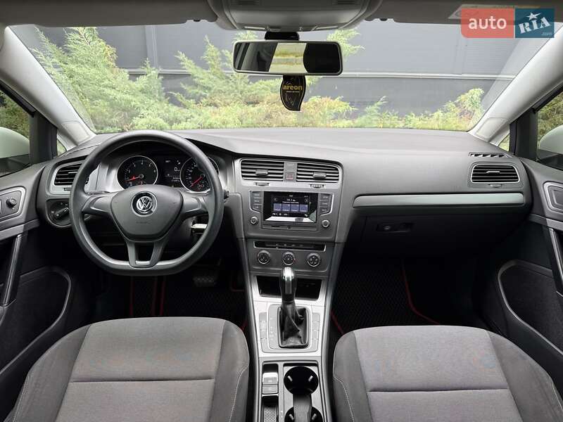 Хетчбек Volkswagen Golf 2014 в Білій Церкві