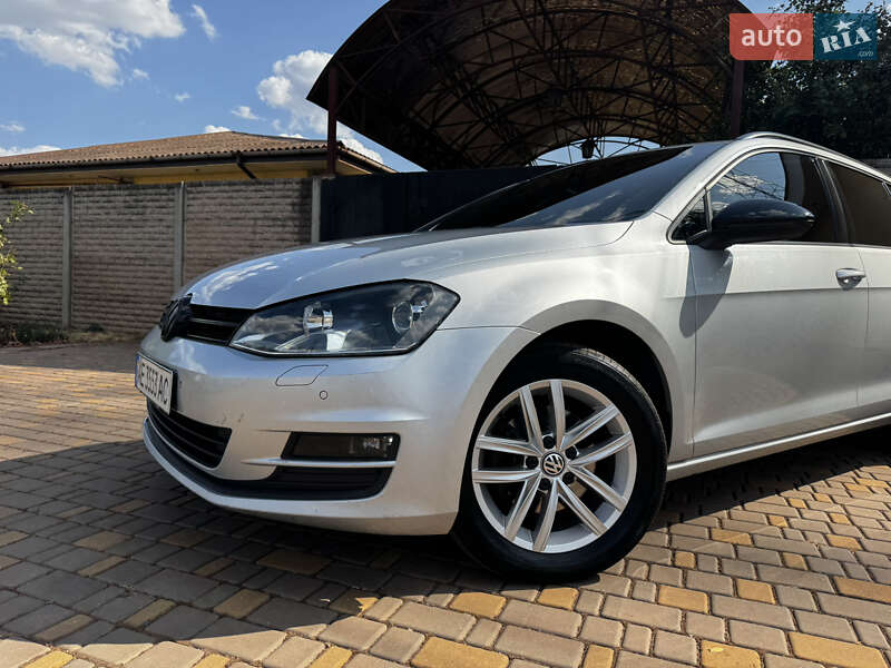 Универсал Volkswagen Golf 2015 в Кривом Роге фото 3 Универсал Volkswagen Golf 2015 в Кривом Роге