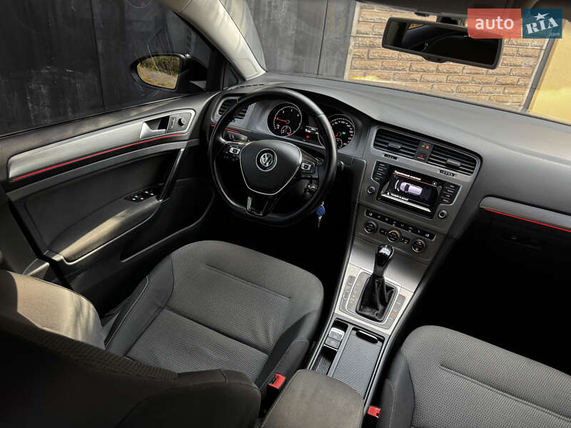 Универсал Volkswagen Golf 2015 в Кривом Роге фото 21 Универсал Volkswagen Golf 2015 в Кривом Роге