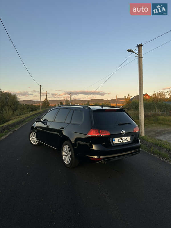 Універсал Volkswagen Golf 2013 в Мукачевому
