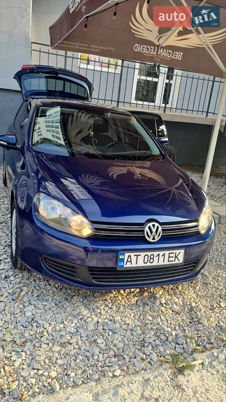 Хетчбек Volkswagen Golf 2010 в Івано-Франківську