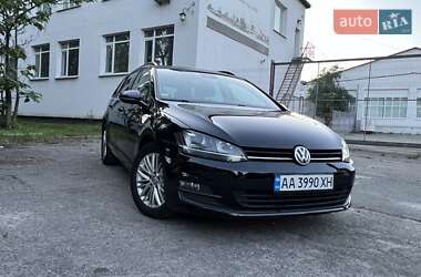 Універсал Volkswagen Golf 2015 в Києві