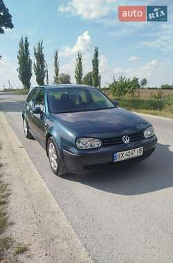 Хэтчбек Volkswagen Golf 2003 в Каменец-Подольском
