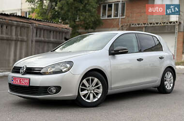 Хетчбек Volkswagen Golf 2009 в Вінниці
