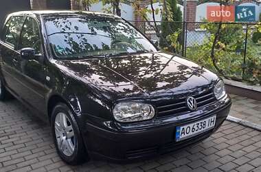 Хетчбек Volkswagen Golf 2003 в Мукачевому