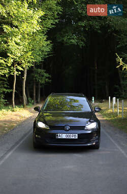 Универсал Volkswagen Golf 2015 в Луцке