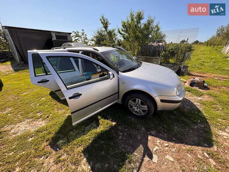 Универсал Volkswagen Golf 2001 в Хмельницком