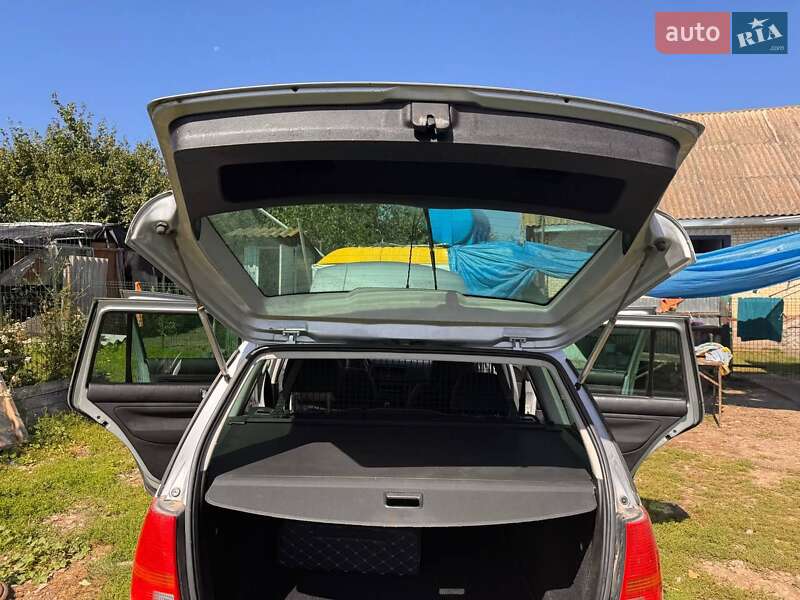 Универсал Volkswagen Golf 2001 в Хмельницком