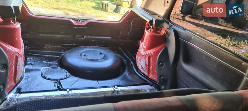 Хетчбек Volkswagen Golf 1983 в Слов'янську