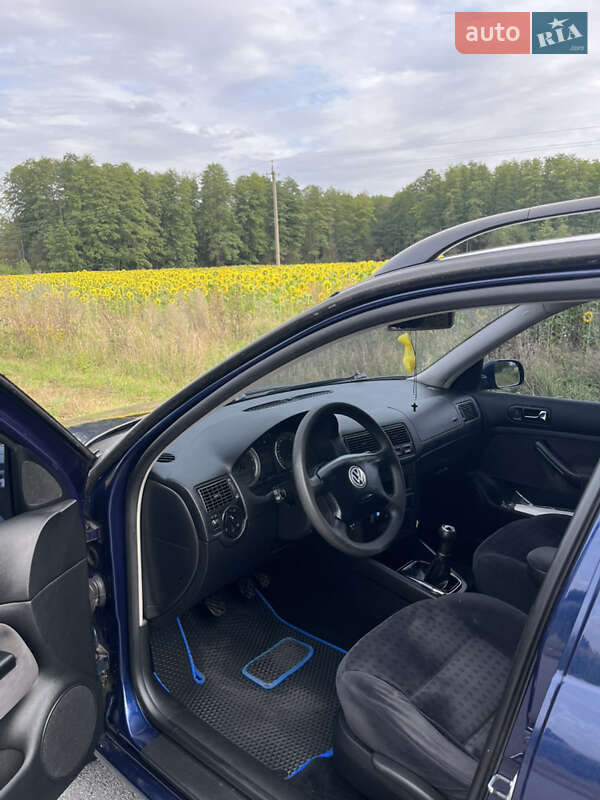 Универсал Volkswagen Golf 2002 в Житомире