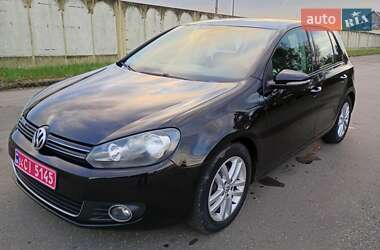 Хэтчбек Volkswagen Golf 2010 в Калуше