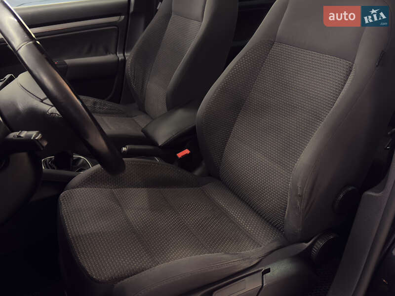 Универсал Volkswagen Golf 2007 в Николаеве