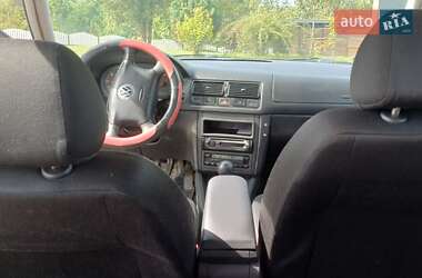 Универсал Volkswagen Golf 2002 в Ивано-Франковске