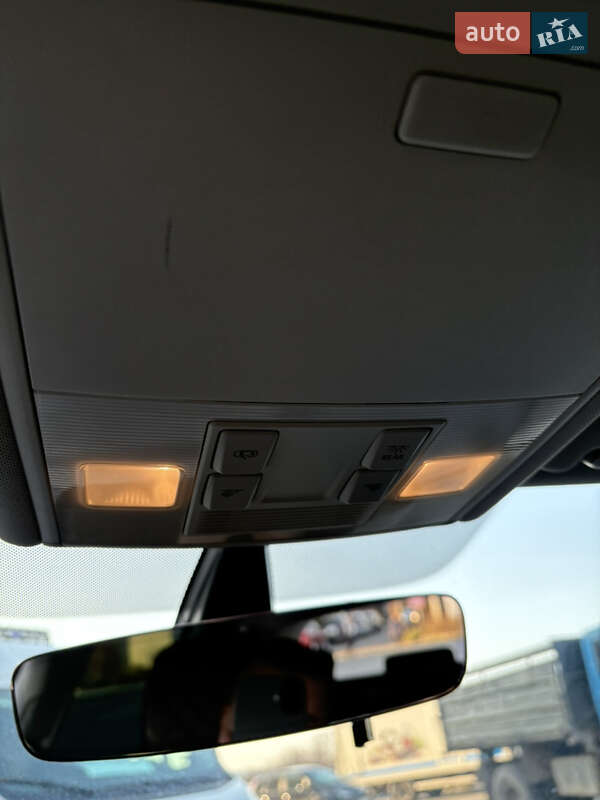 Универсал Volkswagen Golf 2016 в Ужгороде