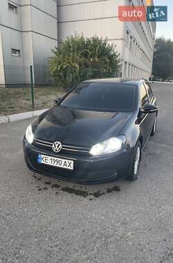 Хэтчбек Volkswagen Golf 2009 в Днепре