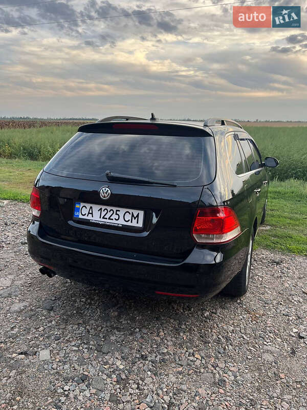 Универсал Volkswagen Golf 2013 в Христиновке