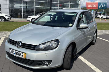 Хэтчбек Volkswagen Golf 2010 в Мукачево