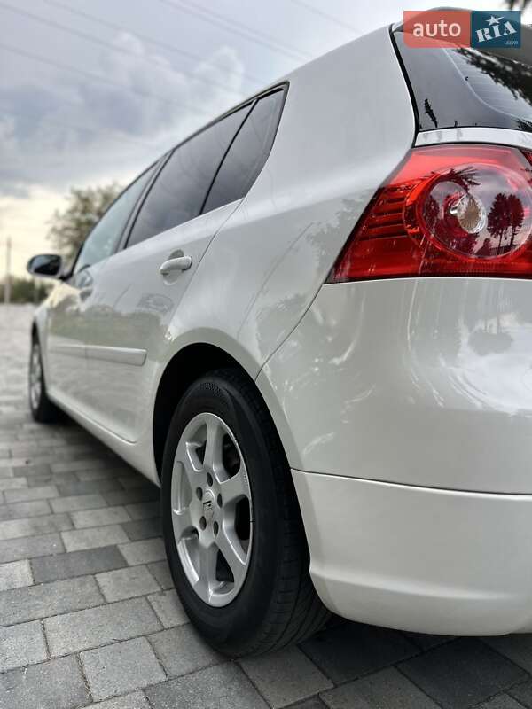 Volkswagen Golf 2006