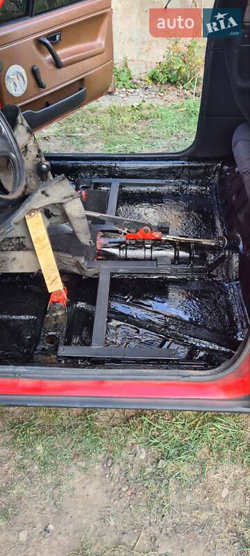 Хетчбек Volkswagen Golf 1983 в Слов'янську