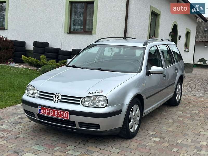 Volkswagen Golf 2004