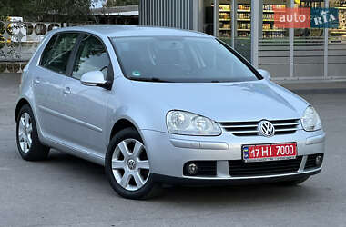 Хэтчбек Volkswagen Golf 2007 в Лубнах