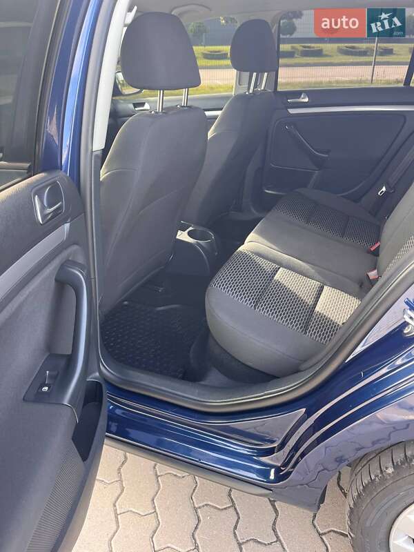 Универсал Volkswagen Golf 2011 в Бродах фото 17 Универсал Volkswagen Golf 2011 в Бродах