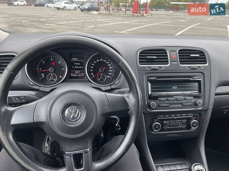 Универсал Volkswagen Golf 2011 в Киеве фото 10 Универсал Volkswagen Golf 2011 в Киеве