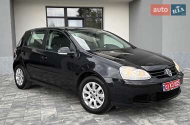 Хэтчбек Volkswagen Golf 2007 в Иршаве