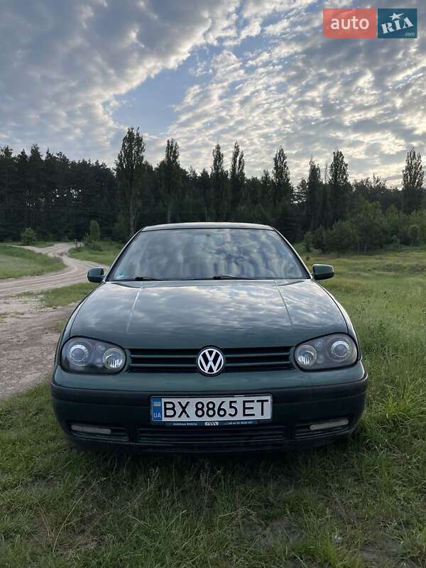Volkswagen Golf 2000