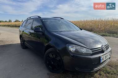 Універсал Volkswagen Golf 2010 в Магдалинівці
