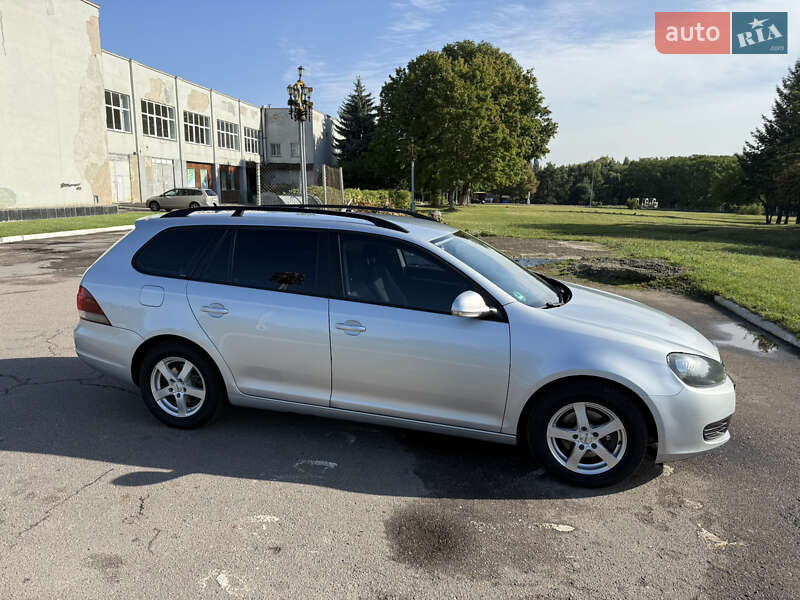 Универсал Volkswagen Golf 2011 в Ровно фото 36 Универсал Volkswagen Golf 2011 в Ровно