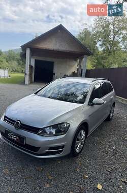 Універсал Volkswagen Golf 2015 в Хусті