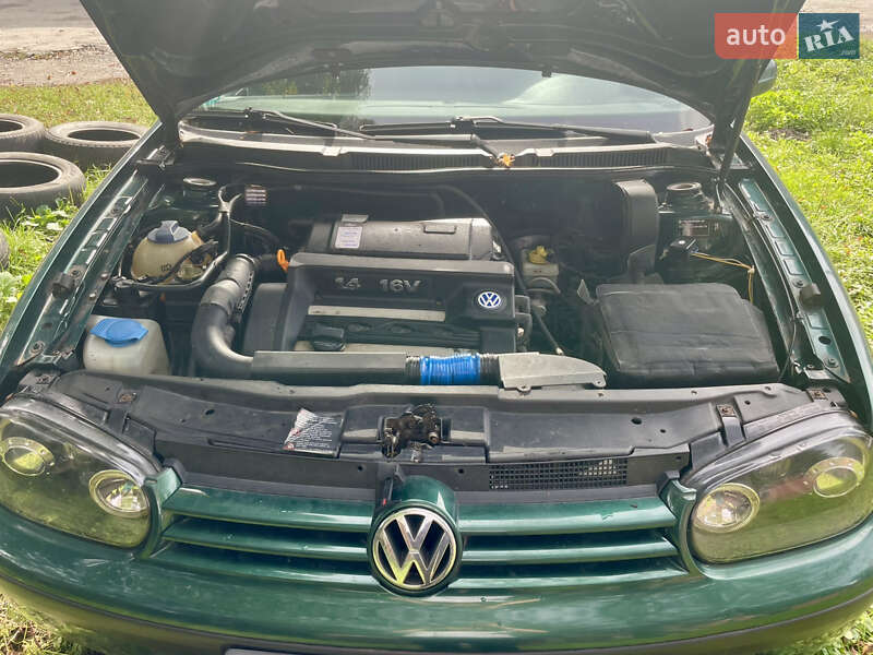 Хетчбек Volkswagen Golf 2000 в Хмельницькому