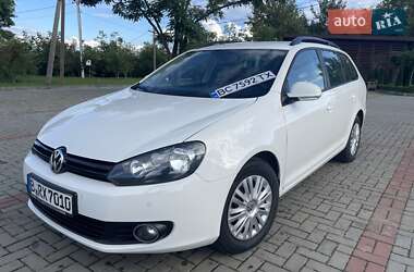 Универсал Volkswagen Golf 2012 в Золочеве