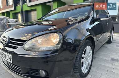 Хэтчбек Volkswagen Golf 2008 в Тернополе
