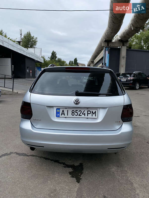 Универсал Volkswagen Golf 2011 в Киеве