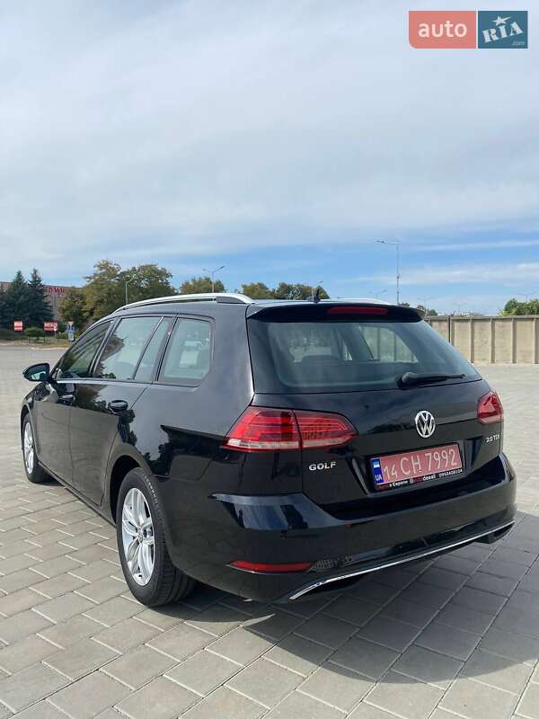 Универсал Volkswagen Golf 2017 в Черкассах